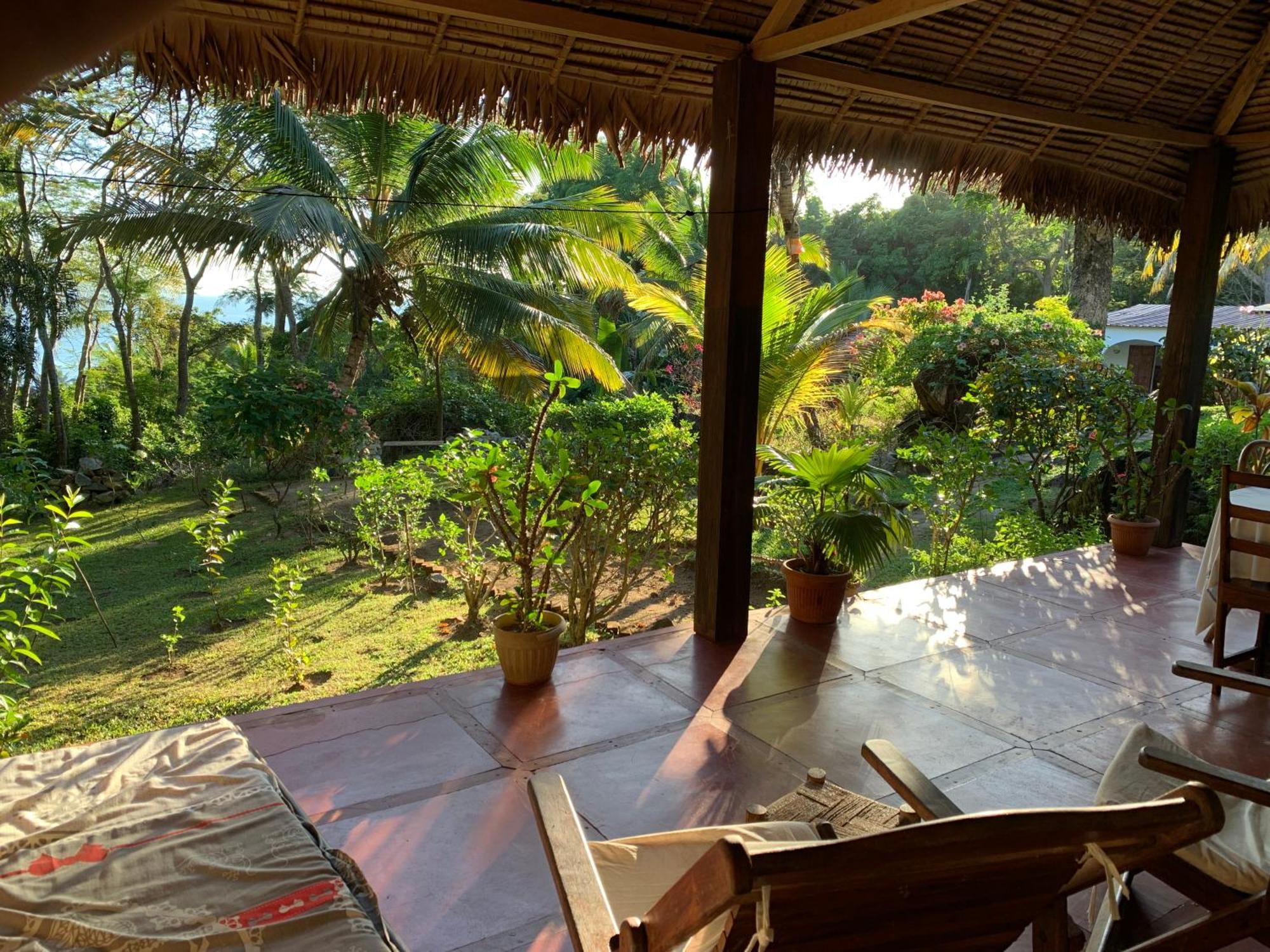 Les Jardins D'Ankify Bed and Breakfast Andimaka Buitenkant foto